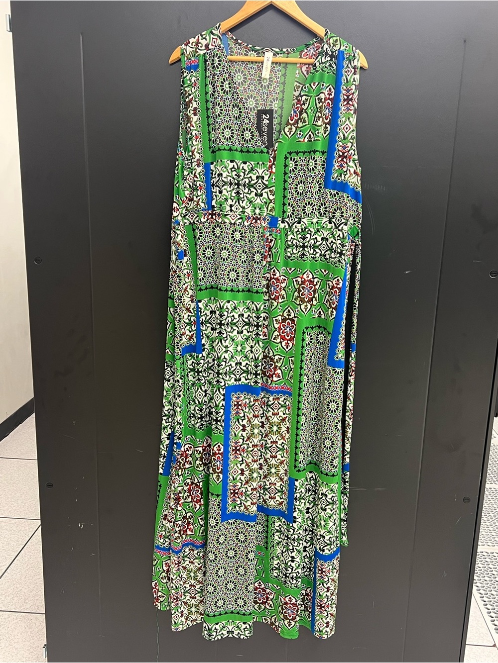 Vibrant Green Patchwork Print Sleeveless Maxi Dress